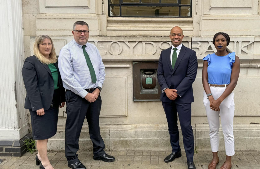 Lloyds Bank St. Ives